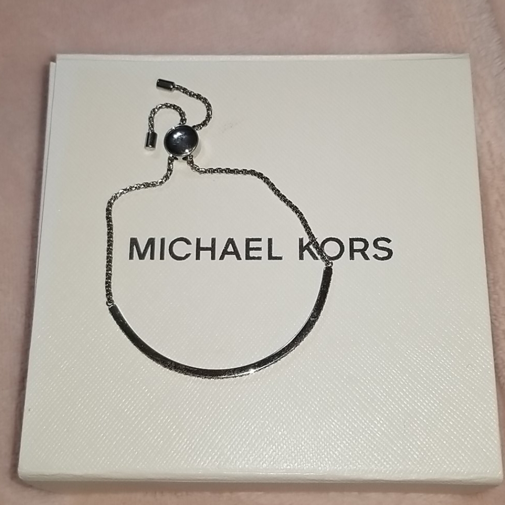 Michael Kors Bracelet - Picture 4 of 5